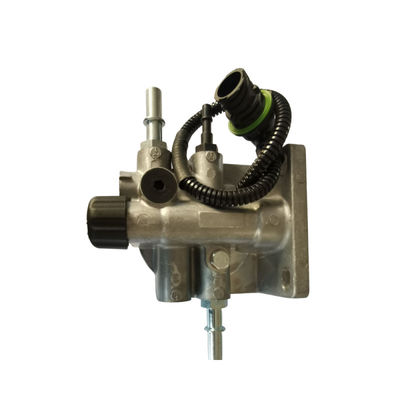 Dizel Filtre Başlığı 7421462811 7420951277 KERAX DXI 11/13 için 3 delik  KERAX DXI 11/13